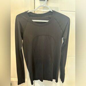 Lululemon training swiftly relaxed long sleeve